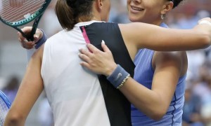 原创 
            从双蛋羞辱到完美复仇：阿尼西莫娃的美网奇幻之旅