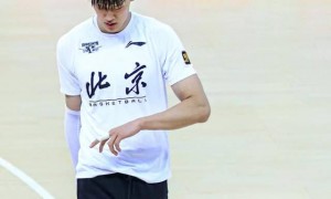 原创 
            篮网仅剩一个双向合同！曾凡博留队难度增加，回CBA也不是不行！