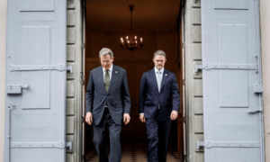 终于谈妥了?中美各退三步,中方暂停实施稀土出口管制新规,但仍“留了一手”,信号特殊